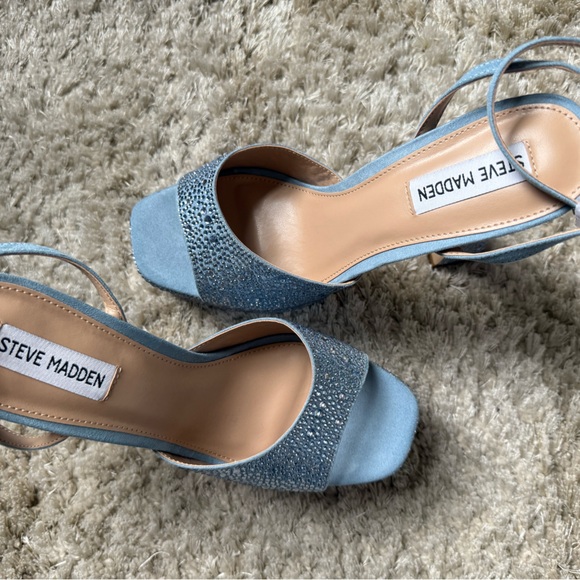 Steve Madden women’s size 8 Rhinestone Blue platform high heels. Prom/Formal - Picture 6 of 6